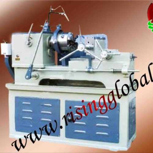 Pipe threading machine